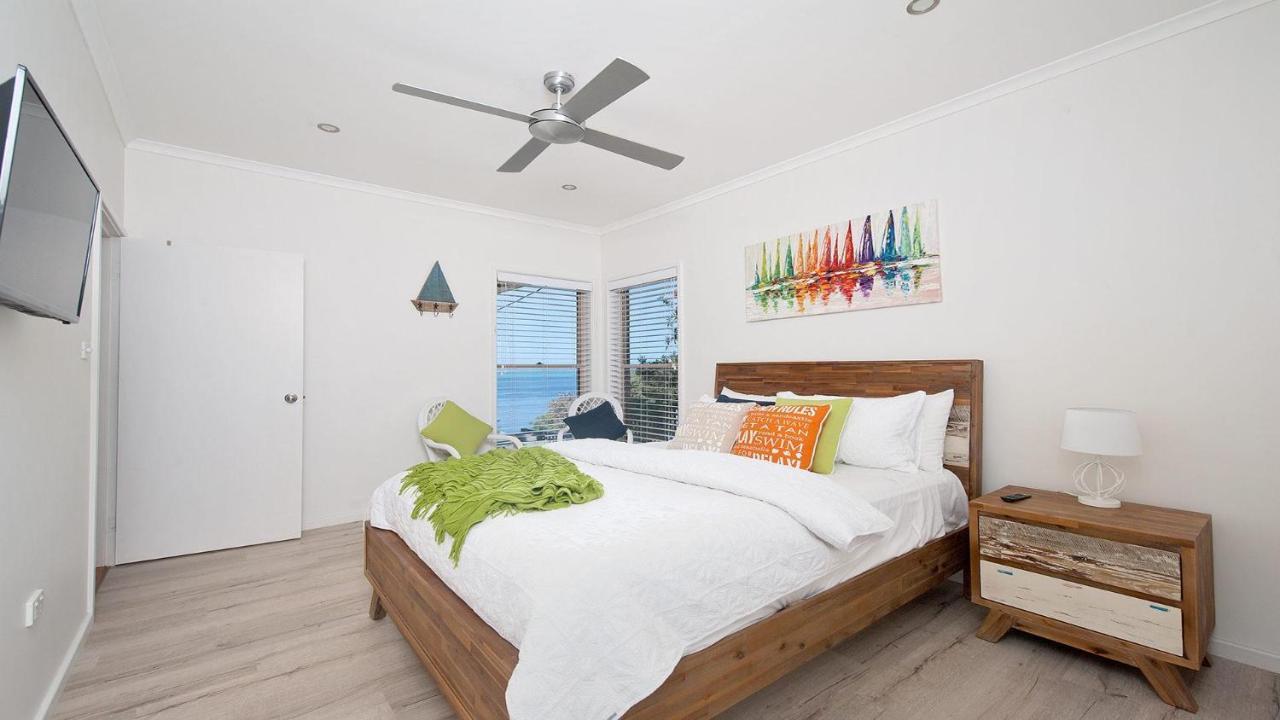 Dutchie'S Sand & Sea Beach House - Easy Walk To The Beach خليج نيلسون المظهر الخارجي الصورة